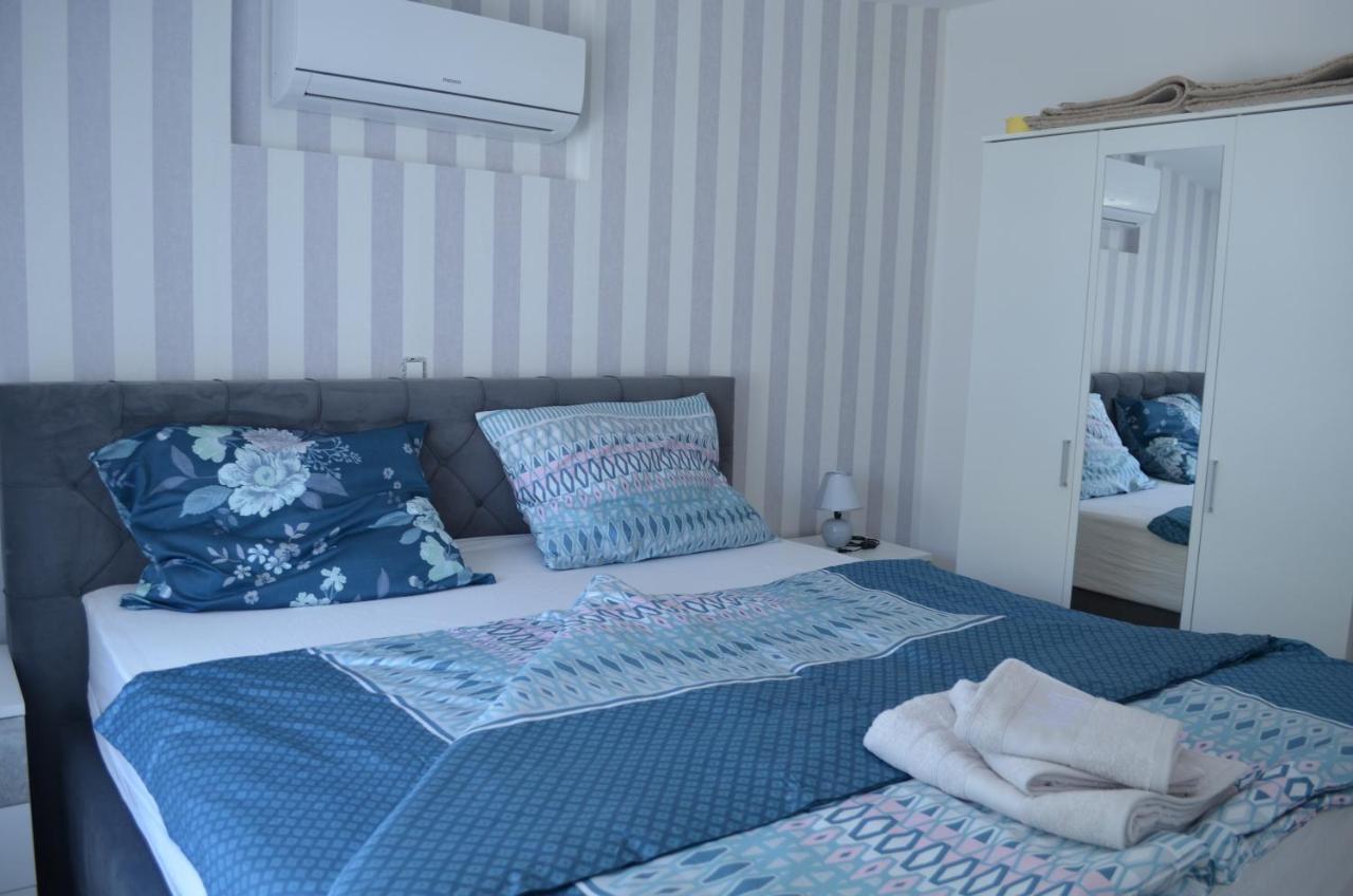 Apartments Korina Crikvenica Kültér fotó